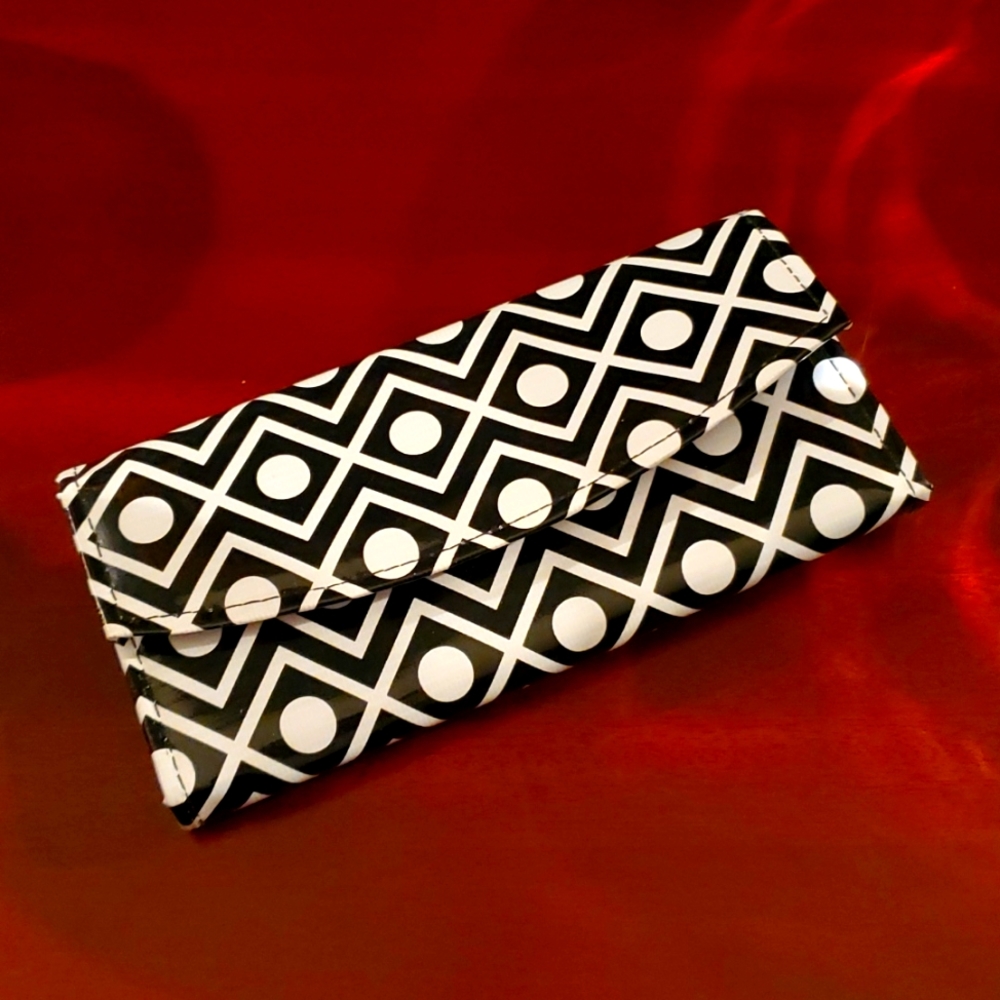 Travel jewelry pouch